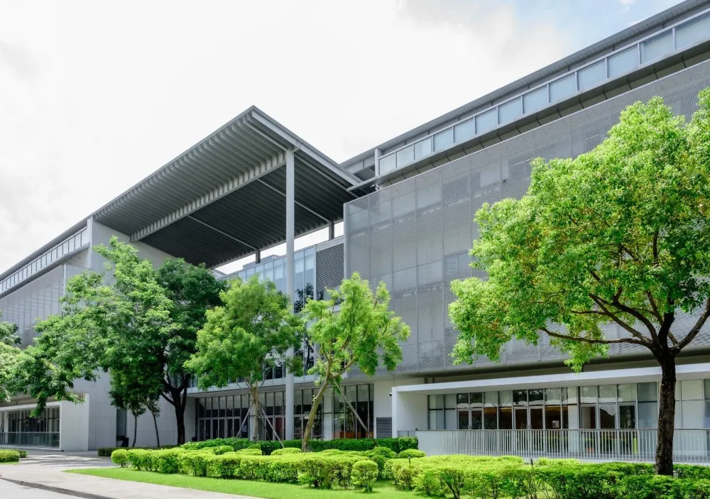 Kaohsiung American School — campus photo