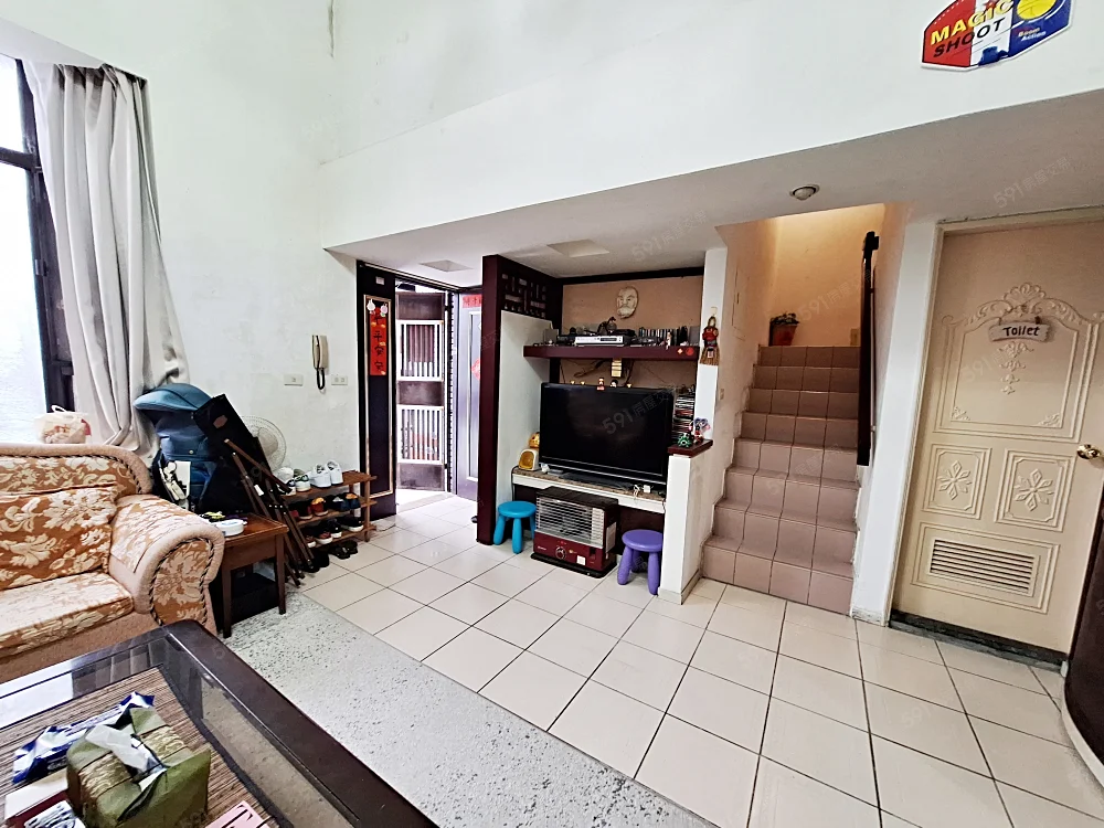 4 bedrooms townhouse for sale in Xizhi District, New Taipei City | NT$ 16 800 000 | 5 ping slide 4