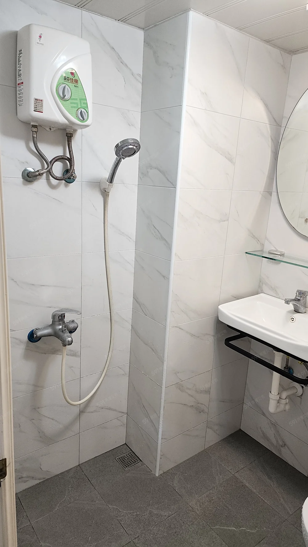 1 room apartment for rent in Songshan District, Taipei City | NT$ 23 500 | 18 ping slide 2