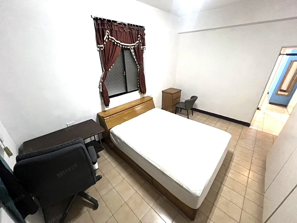 Room for rent in Zhonghe District, New Taipei City | TWD 10 000 | 6 ping slide 0