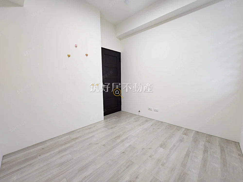 3 bedrooms apartment for sale TWD 11 580 000 - 20 ping - Shanhua District,Tainan City slide 13
