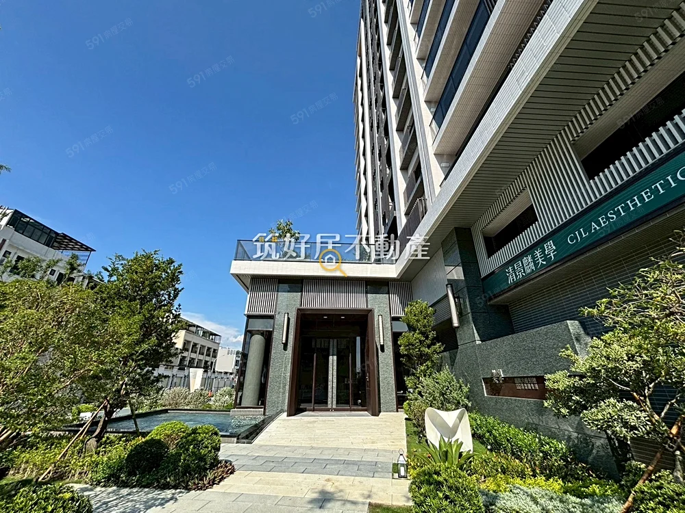 3 bedrooms apartment for sale TWD 11 990 000 - 20 ping - Annan District,Tainan City slide 0