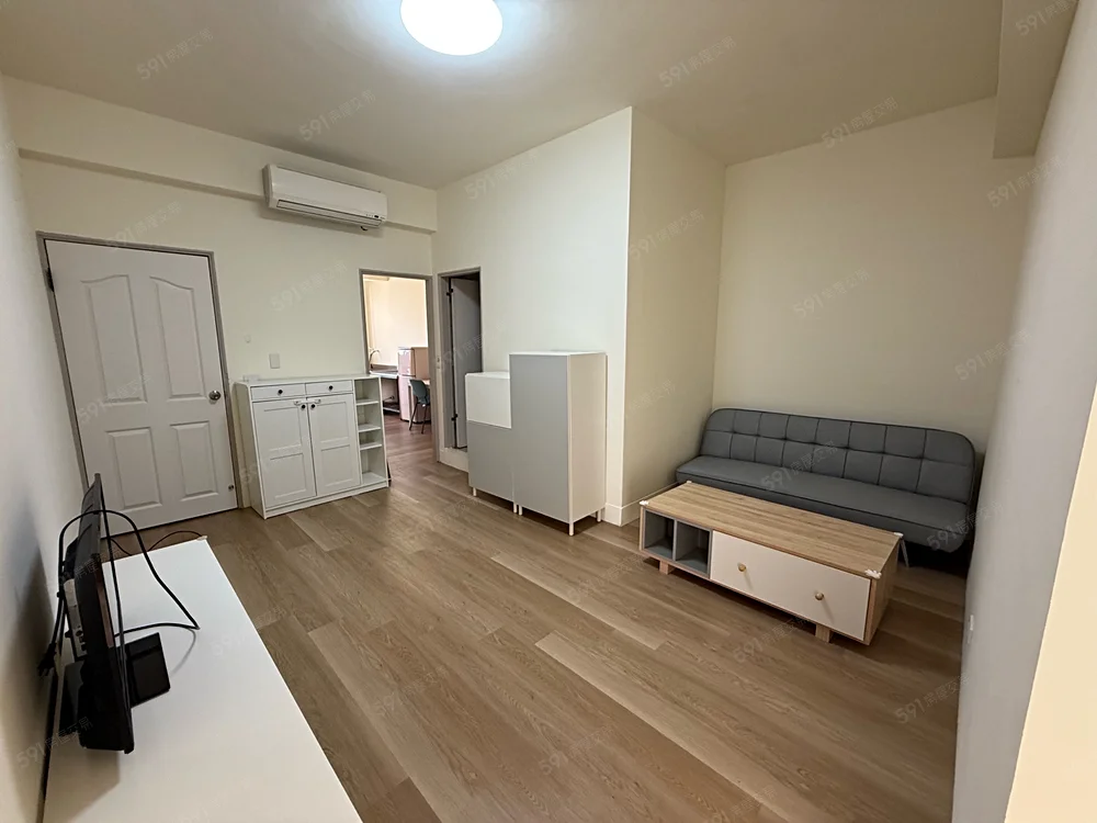 2 bedrooms apartment for rent in Xitun District, Taichung City | NT$ 20 000 | 20 ping slide 4