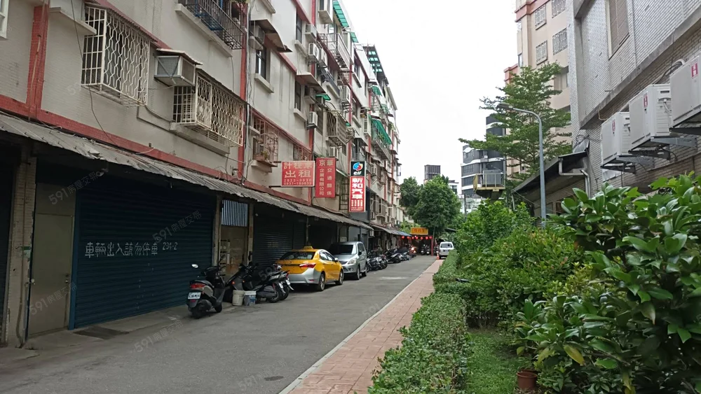 4 bedrooms apartment for rent in Beitou District, Taipei City | NT$ 33 000 | 38 ping slide 12