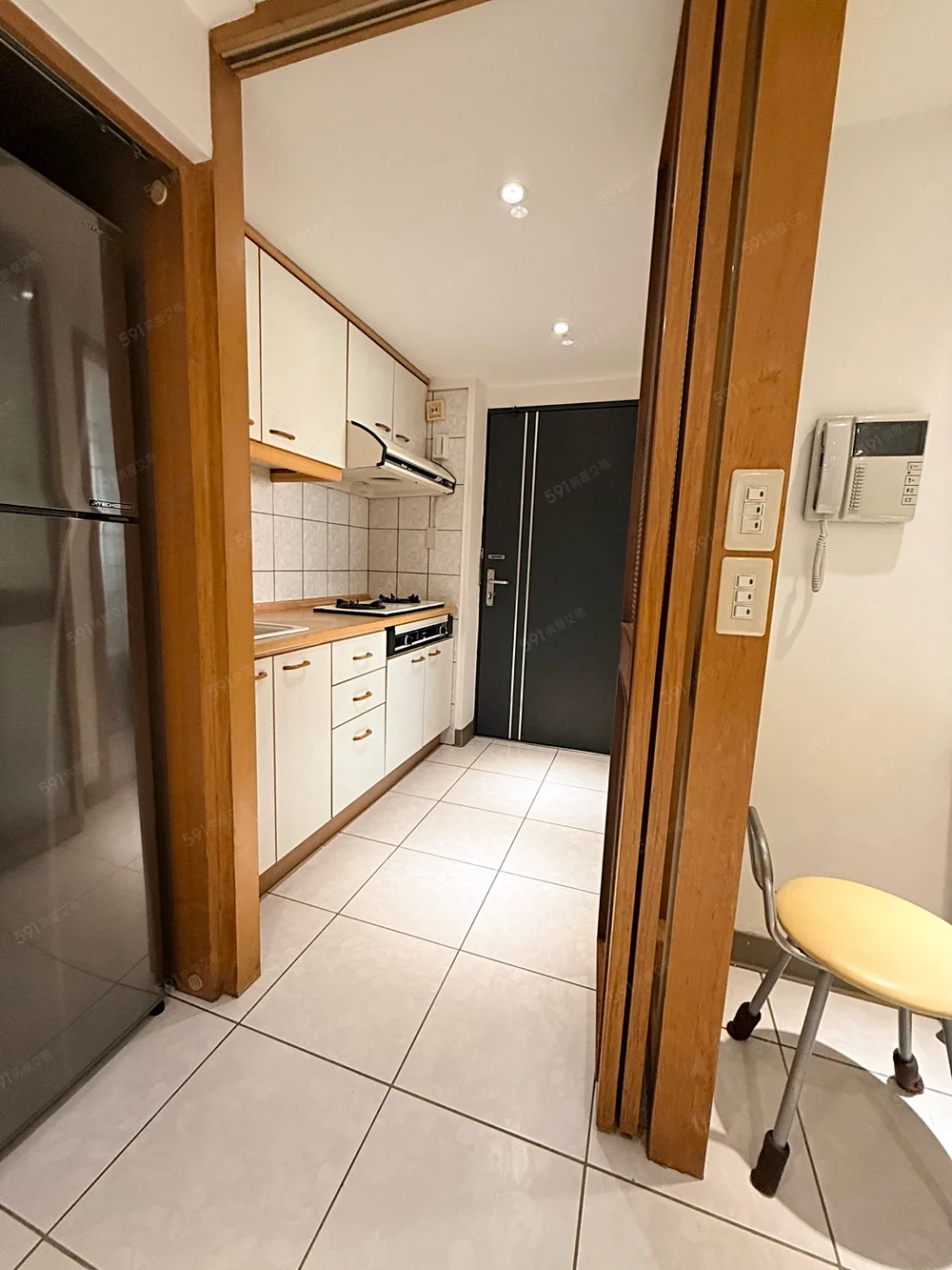 2 bedrooms apartment for rent in Zhongshan District, Taipei City | NT$ 40 000 | 20 ping slide 2