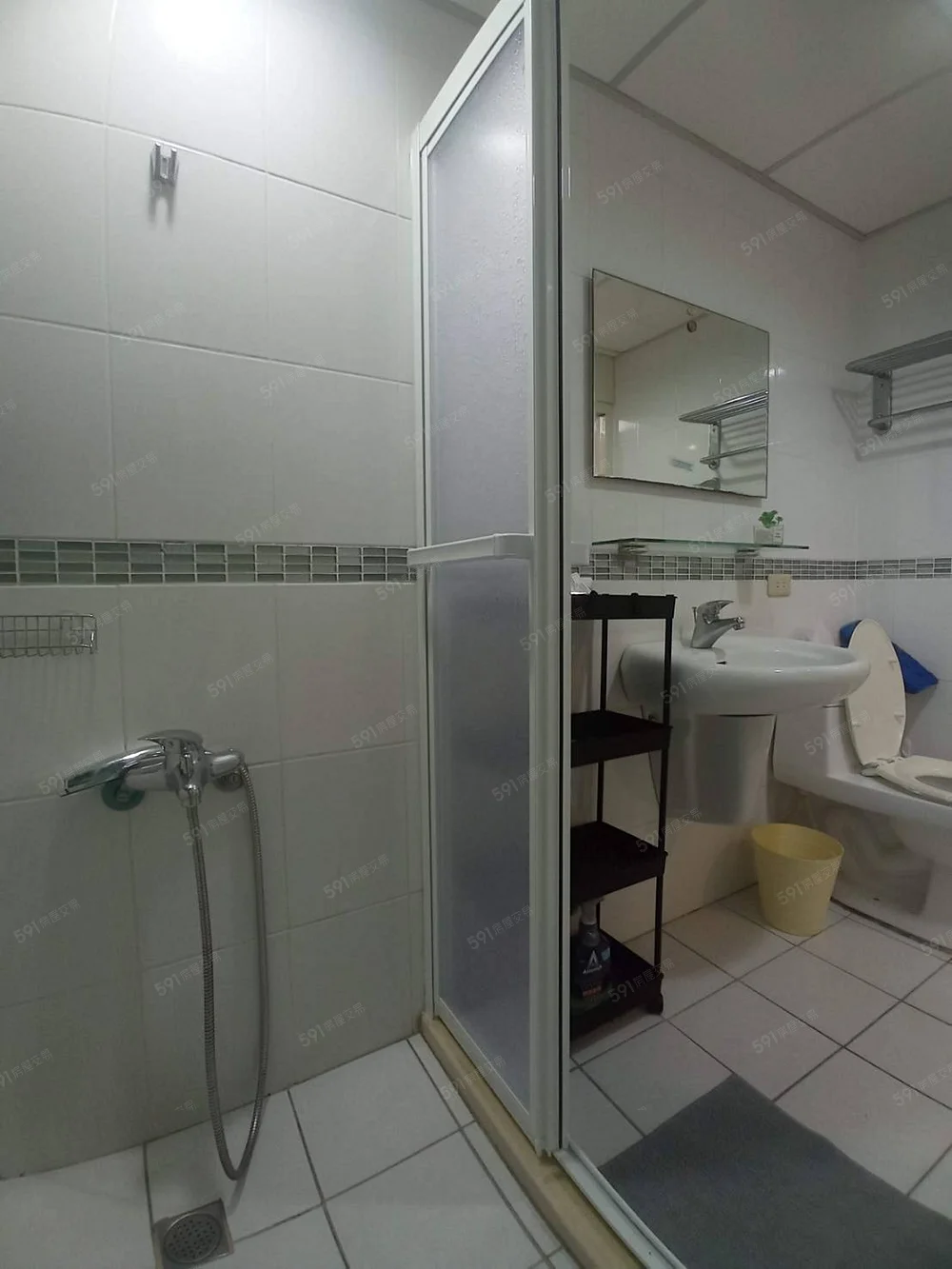 Room for rent in Daan District, Taipei City | NT$ 24 000 | 6 ping slide 2
