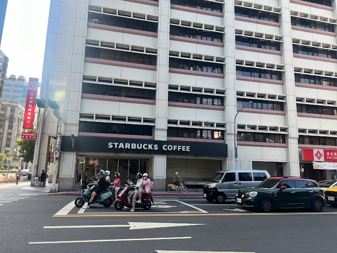3 bedrooms apartment for rent in Songshan District, Taipei City | NT$ 42 000 | 34 ping slide 13