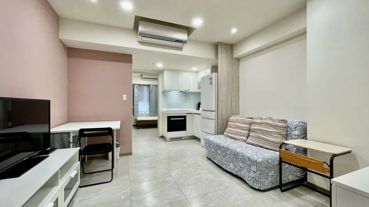 2 bedrooms apartment for rent in Zhongli District, Taoyuan City | NT$ 25 000 | 12 ping slide 4