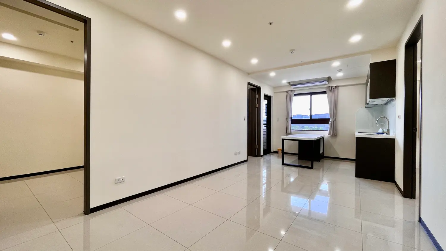 3 bedrooms apartment for rent in Zhongli District, Taoyuan City | NT$ 29 000 | 18 ping slide 3