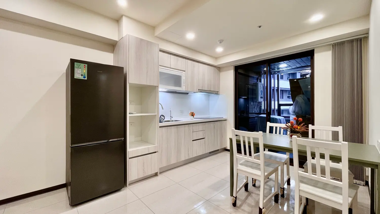 2 bedrooms apartment for rent in Zhongli District, Taoyuan City | NT$ 28 000 | 17 ping slide 5