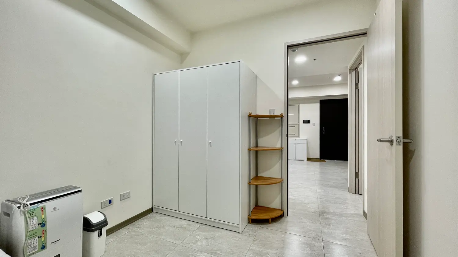 2 bedrooms apartment for rent in Zhongli District, Taoyuan City | NT$ 25 000 | 12 ping slide 7