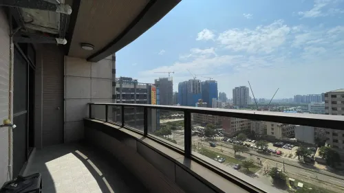 Office for rent NT$ 45 000 - Section 1, Gaotiezhanqian W Rd - 2 bedrooms