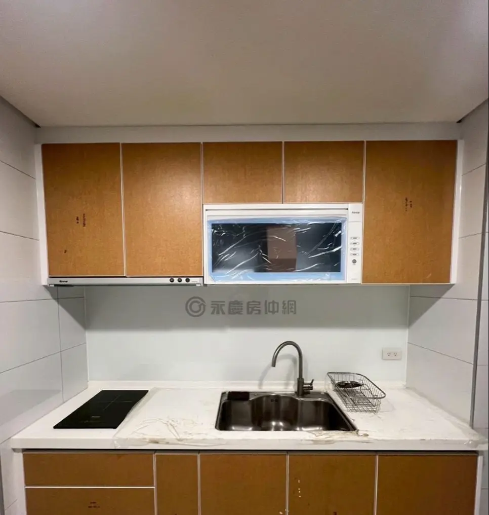 Office for rent in Tamsui District, New Taipei City | NT$ 68 000 | 54 ping slide 5