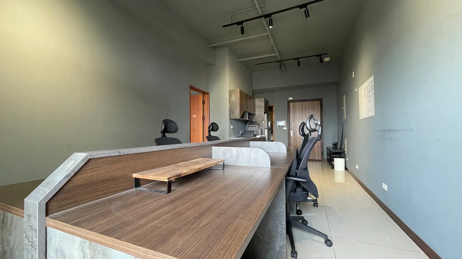Office for rent in Zhongli District, Taoyuan City | NT$ 45 000 | 25 ping slide 7