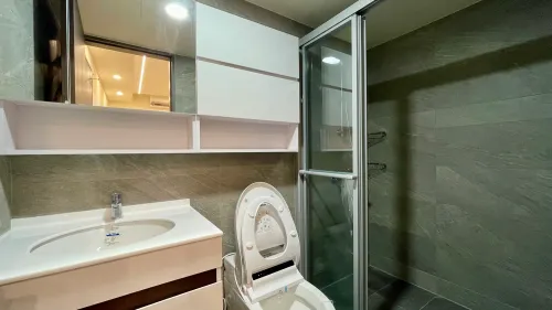 Apartment for rent NT$ 35 000 - Gaotiezhanqian Rd - 3 bedrooms
