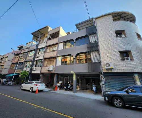 Townhouse for sale NT$ 19 800 000 - Wenzhong Street - 5 bedrooms
