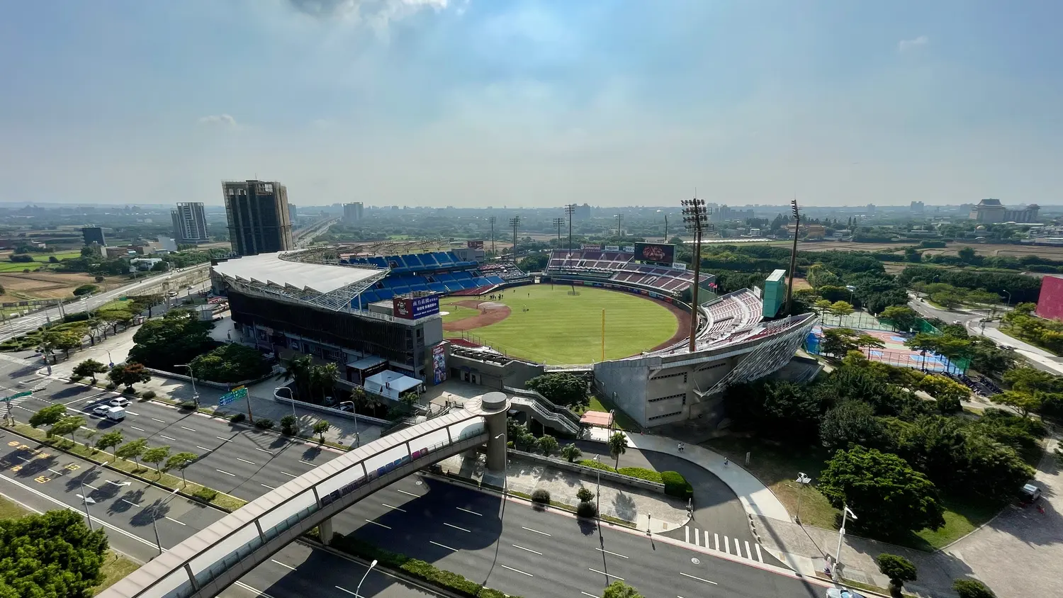 Studio apartment for rent in Zhongli District, Taoyuan City | NT$ 24 000 | 13 ping slide 16