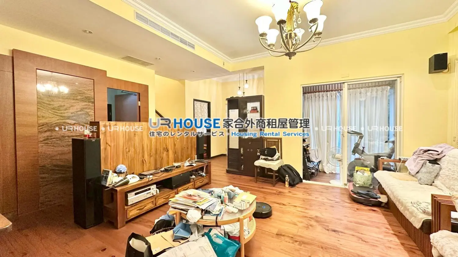 4 bedrooms villa for rent TWD 75 000 - 58 ping - Xindian District, New Taipei City slide 1