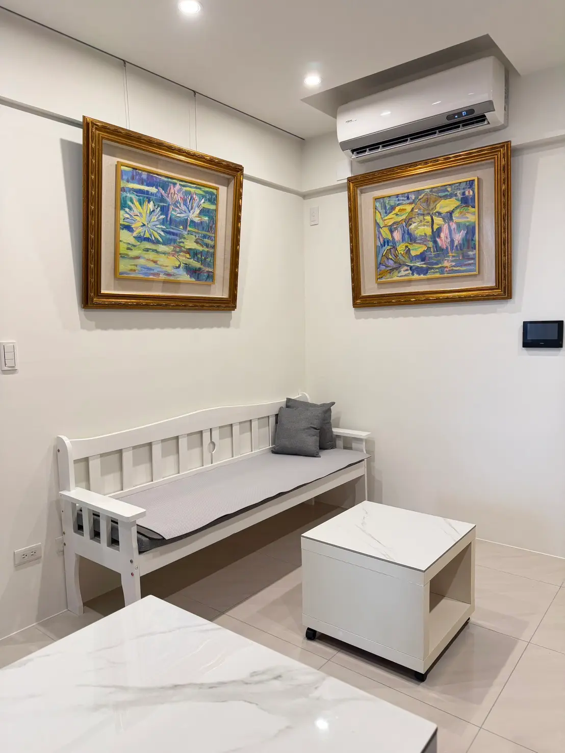 2 bedrooms apartment for rent in Sanmin District, Kaohsiung City | NT$ 27 200 | 18 ping slide 0