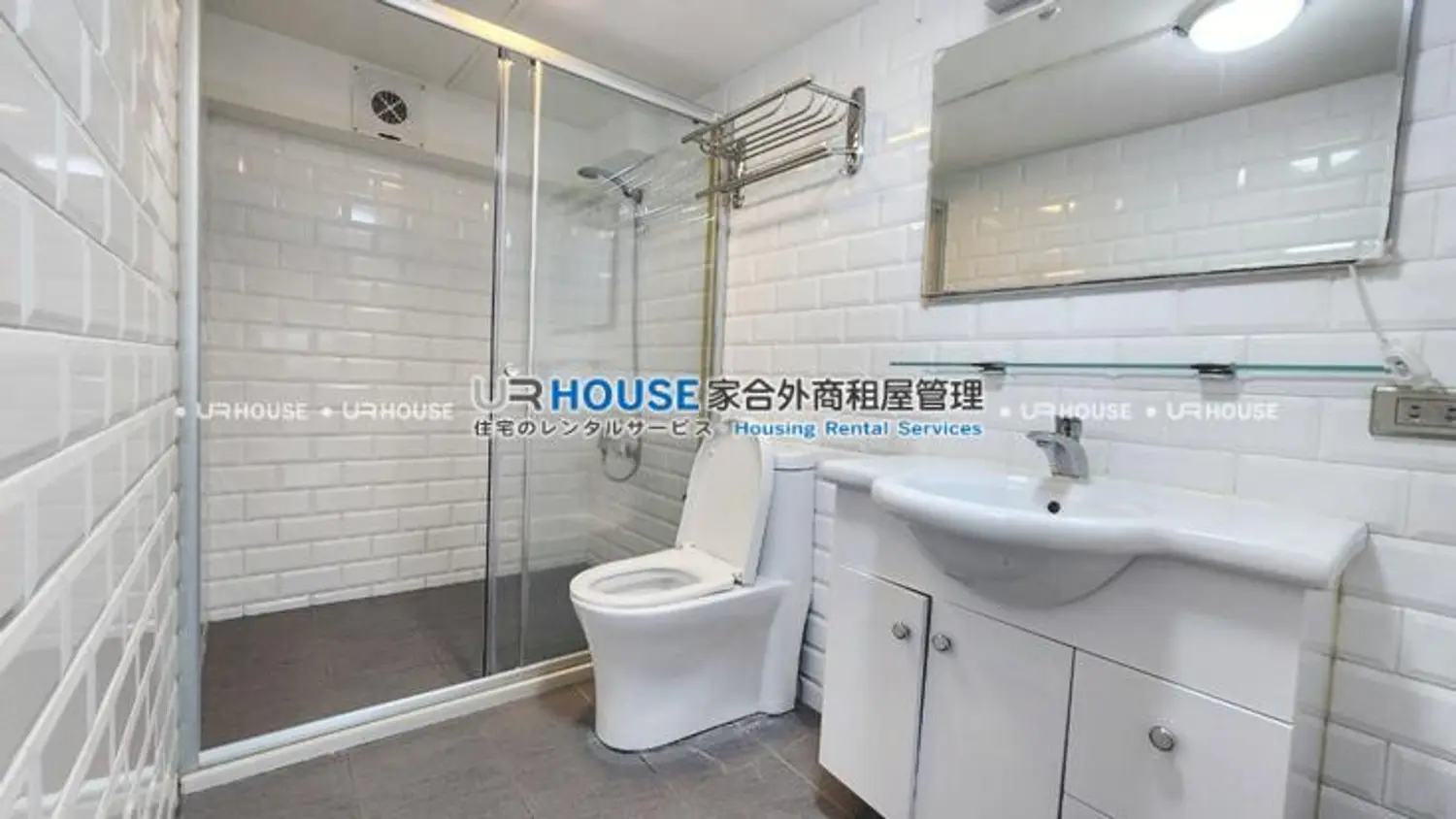 3 bedrooms apartment for rent TWD 72 000 - 36 ping - Xinyi District,Taipei City slide 1
