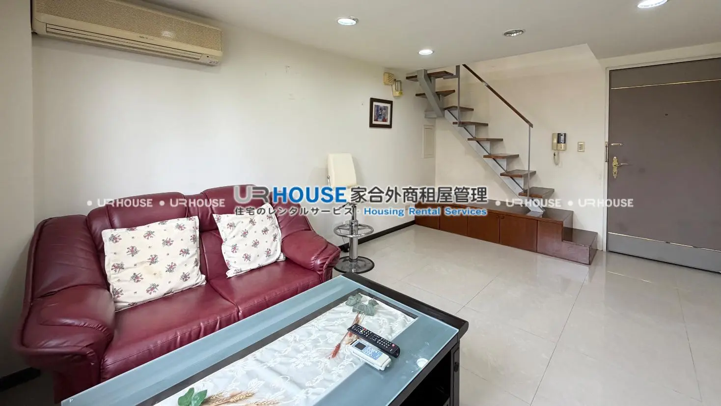 1 room apartment for rent in Zhongshan District, Taipei City | NT$ 32 000 | 6 ping slide 0