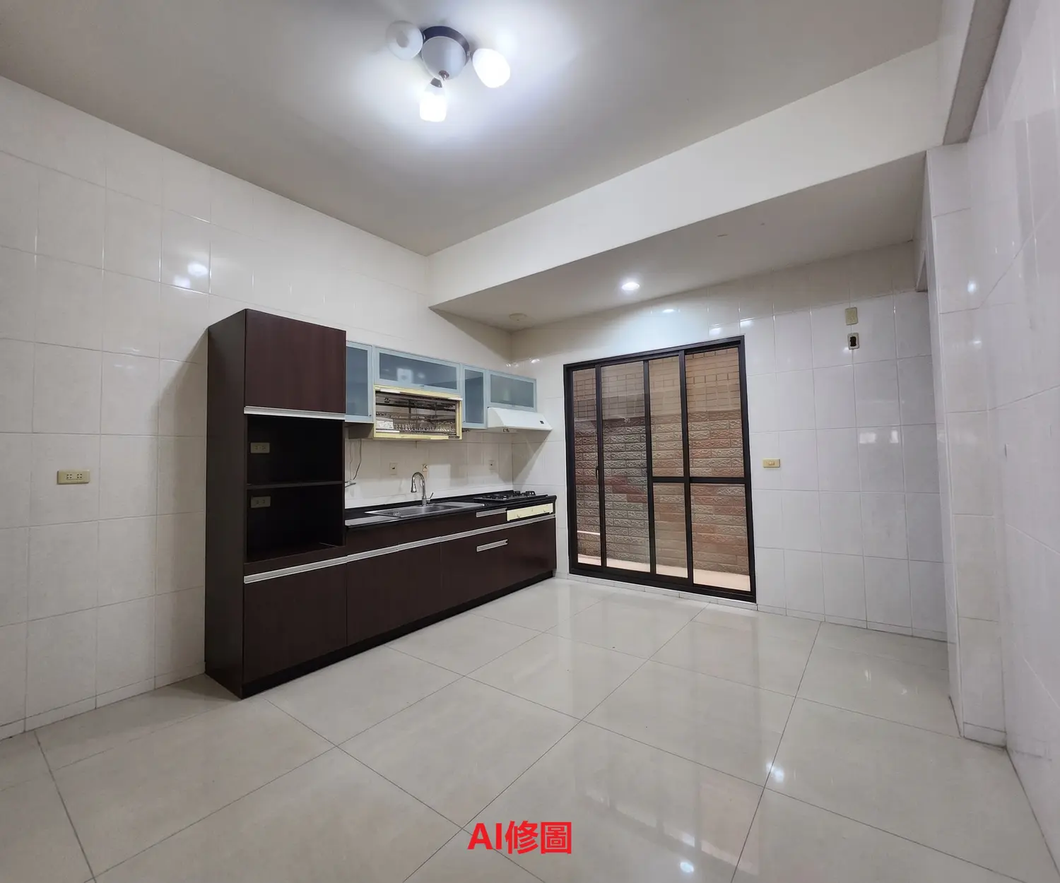 4 bedrooms townhouse for sale in Nanzih District, Kaohsiung City | NT$ 18 800 000 | 60 ping slide 11