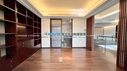 Apartment for rent TWD 320 000 -  - 4 bedrooms