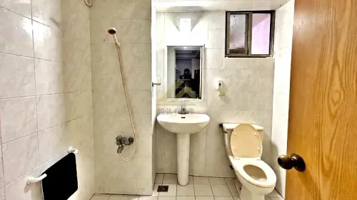 Apartment for rent NT$ 53 000 - Alley 5, Lane 107, Section 1, Fuxing South Road - 3 bedrooms