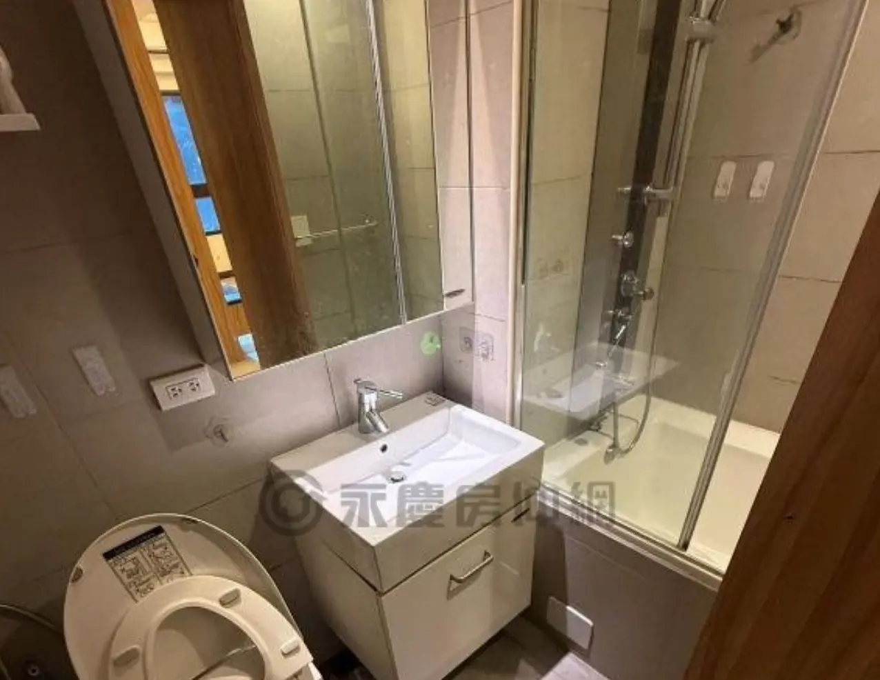 2 bedrooms apartment for sale in Tamsui District, New Taipei City | NT$ 10 800 000 | 17 ping slide 8