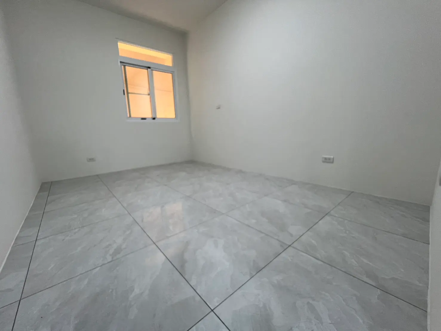 2 bedrooms apartment for sale in Sanmin District, Kaohsiung City | NT$ 9 360 000 | 19 ping slide 5