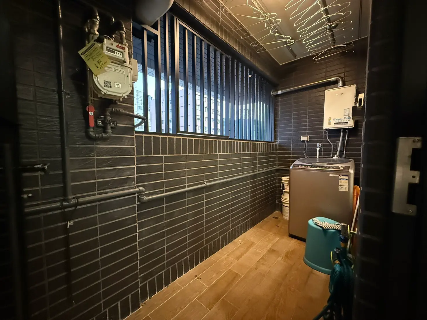 2 bedrooms apartment for sale in Qianjin District, Kaohsiung City | NT$ 10 380 000 | 16 ping slide 3