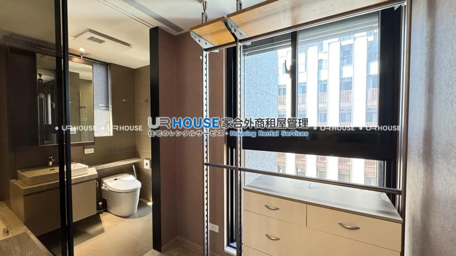 3 bedrooms apartment for rent TWD 130 000 - 29 ping - Shilin District,Taipei City slide 0