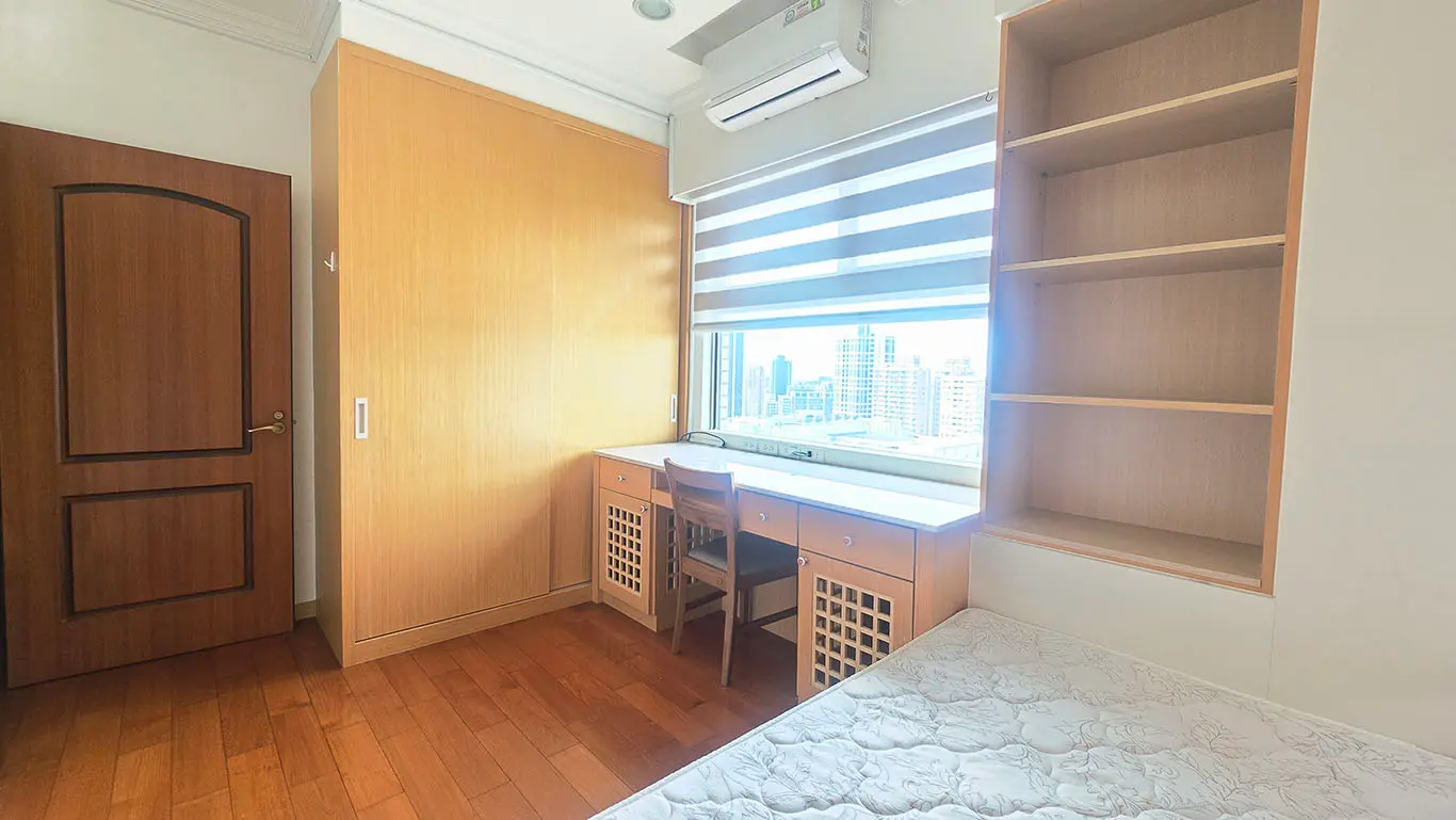 3 bedrooms apartment for sale in Zuoying District, Kaohsiung City | NT$ 24 000 000 | 62 ping slide 1