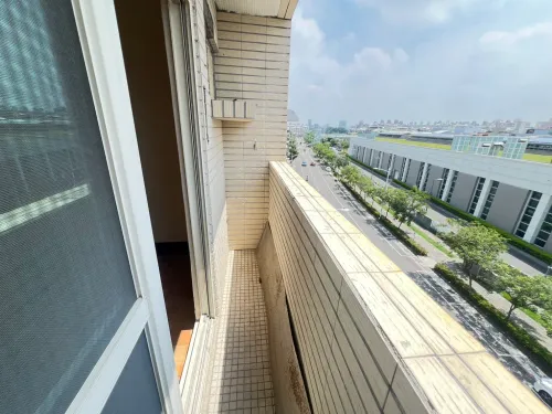 Apartment for sale NT$ 3 080 000 - Kaixuan 3rd Road - 3 bedrooms