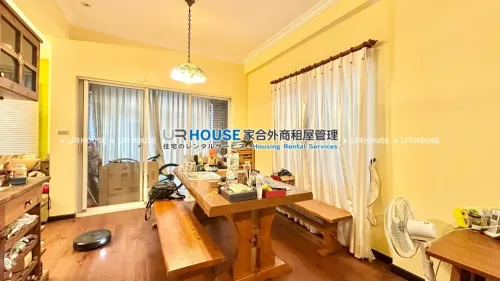 4 bedrooms villa for rent TWD 75 000 - 58 ping - Xindian District, New Taipei City slide 2