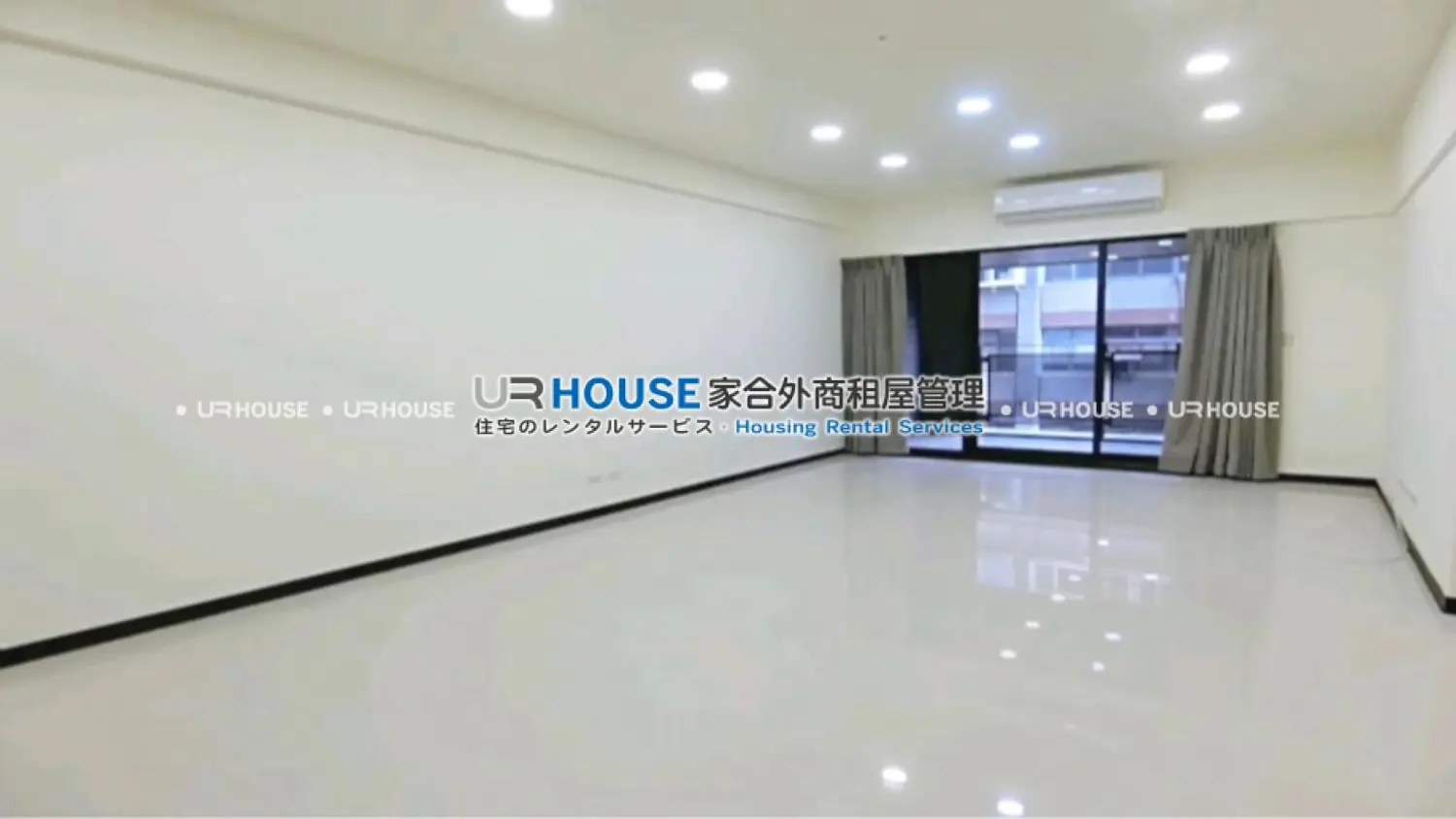 3 bedrooms apartment for rent TWD 55 000 - 43 ping - Songshan District,Taipei City slide 0