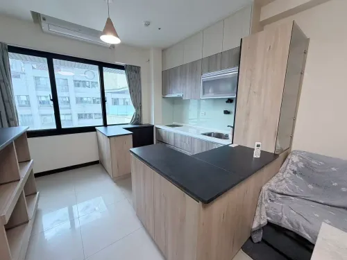 1 room apartment for rent in Tamsui District, New Taipei City | NT$ 23 000 | 32 ping slide 1
