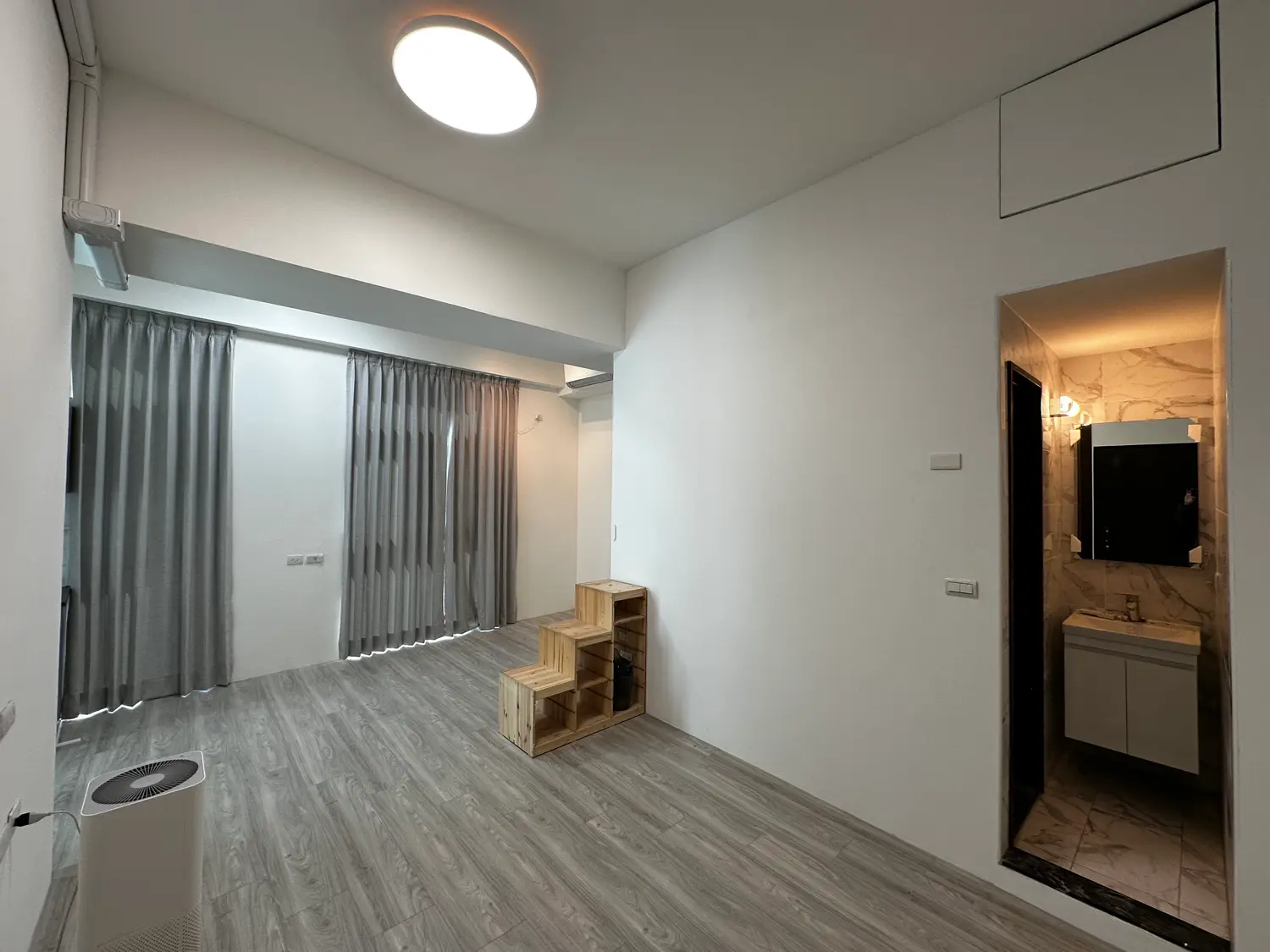 Studio apartment for sale TWD 27 800 000 - 10 ping - Taipei City,Songshan District slide 0