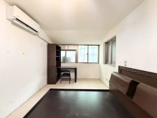 Room for rent NT$ 9 000 - Lane 249, Fuyuan Street - 3 bedrooms