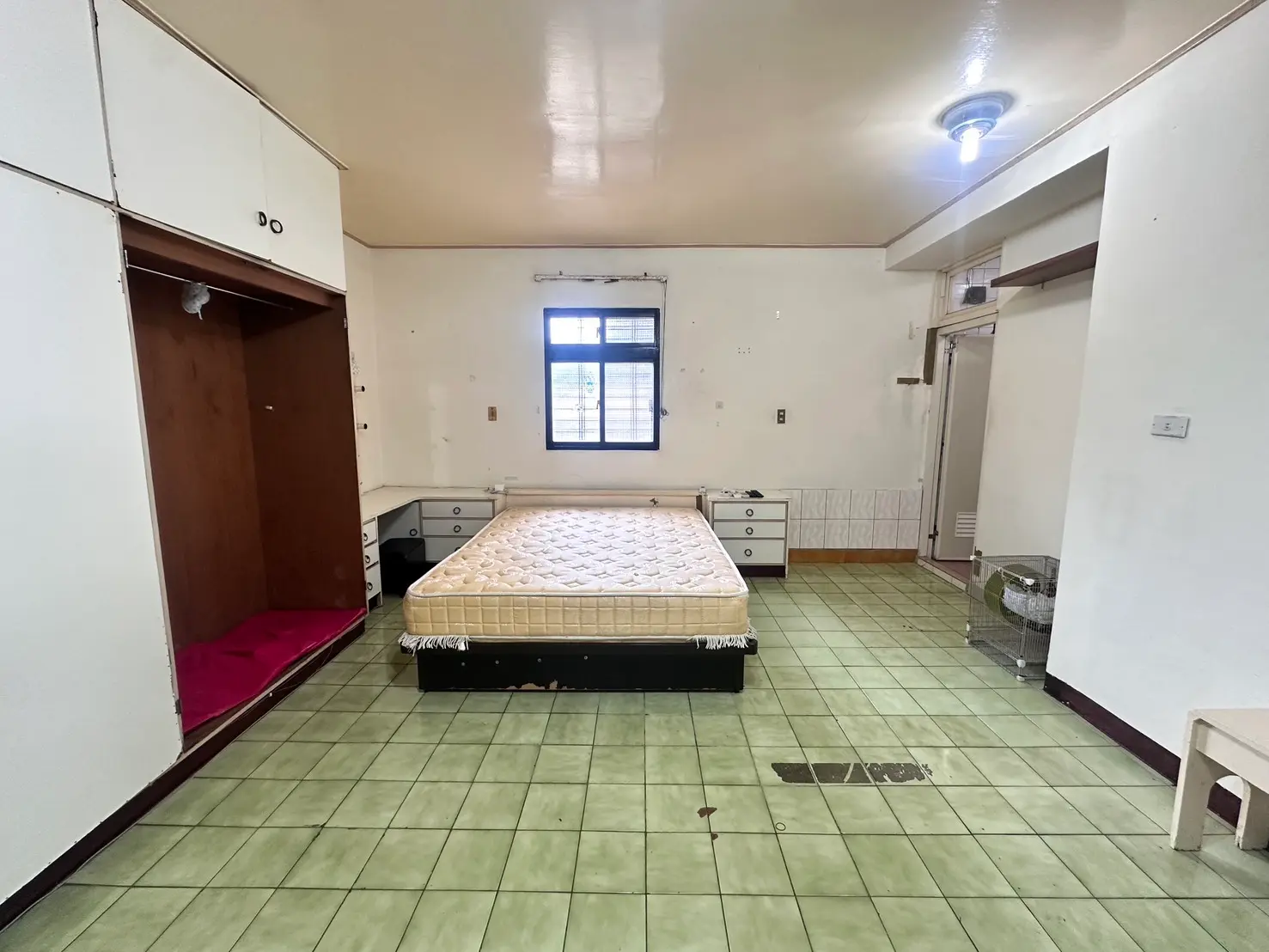 中山區, 台北市分租套房、雅房出租 | NT$ 16 000 | 12 坪 slide 0