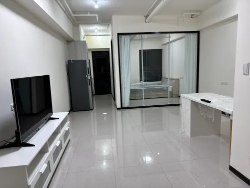 Apartment for rent NT$ 28 500 - Gaotiezhanqian Rd - 2 bedrooms