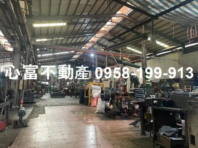 Factory / Industrial for sale in Fengshan District, Kaohsiung City | NT$ 786 440 000 | 2 246 ping slide 1