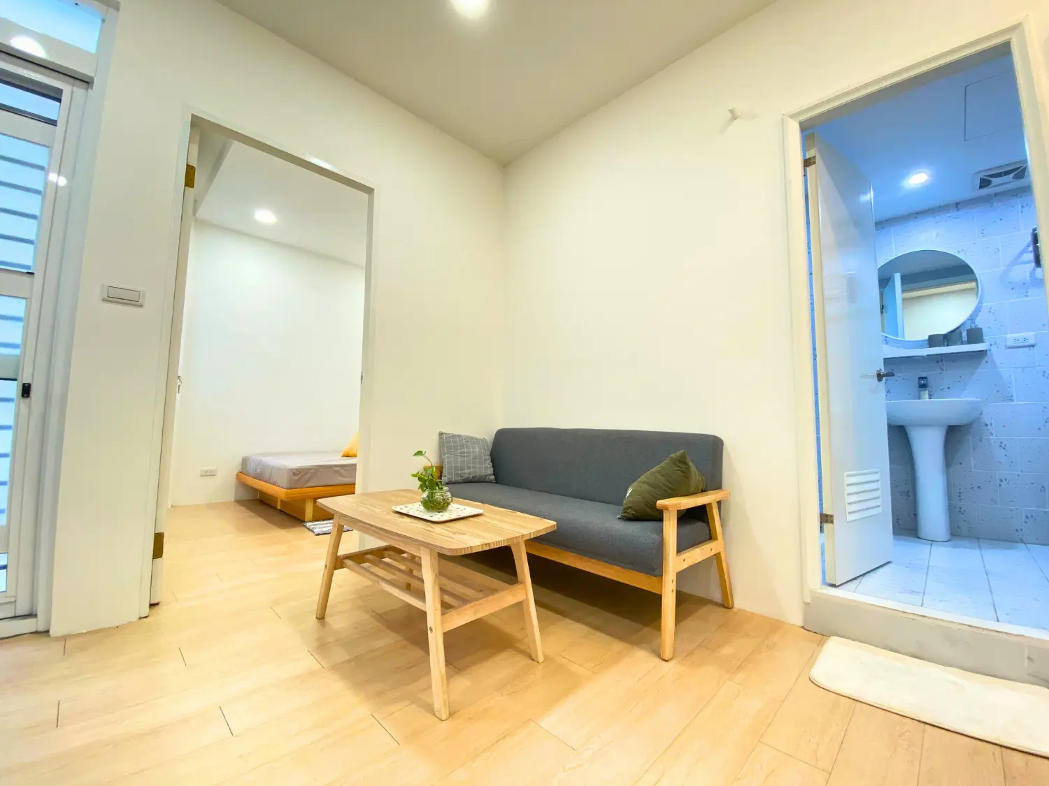 Apartment for rent TWD 20 000 2 rooms - 15 ping - New Taipei City, Zhonghe District slide 9