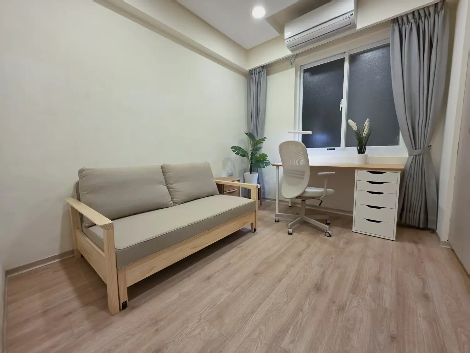 3 bedrooms apartment for rent in Daan District, Taipei City | NT$ 170 640 | 37 ping slide 8