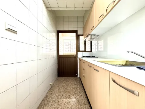 3 bedrooms apartment for sale in Zuoying District, Kaohsiung City | NT$ 11 980 000 | 40 ping slide 7