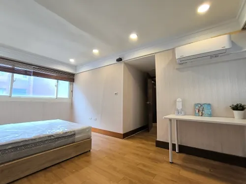 Room for rent NT$ 30 000 - Yanji Street - 4 bedrooms