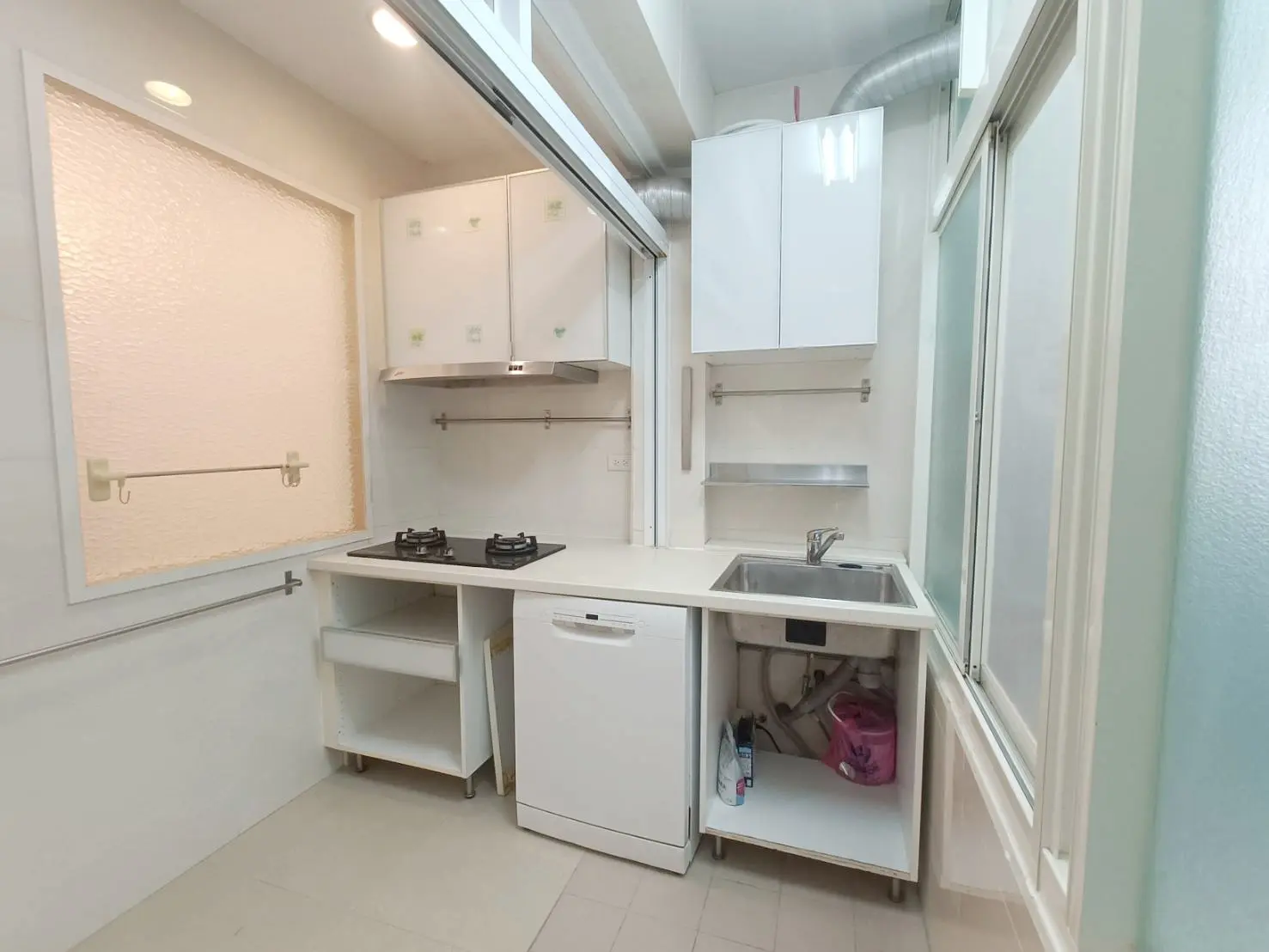3 bedrooms apartment for rent in Daan District, Taipei City | NT$ 55 000 | 33 ping slide 6