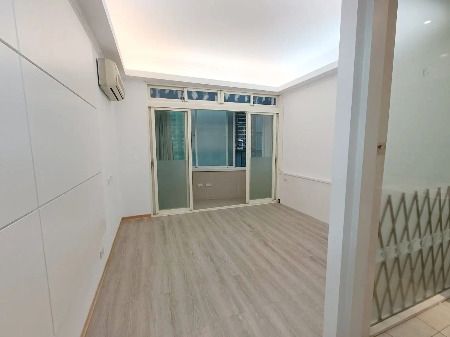 3 bedrooms apartment for rent in Daan District, Taipei City | NT$ 55 000 | 33 ping slide 9