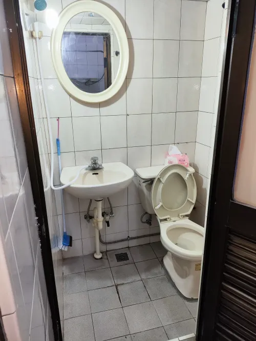 Room for rent NT$ 4 700 - Alley 4, Lane 312, Minzuyi Road - 4 bedrooms