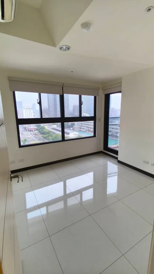 3 bedrooms apartment for rent in Qianjin District, Kaohsiung City | TWD 30 000 | 17 ping slide 3